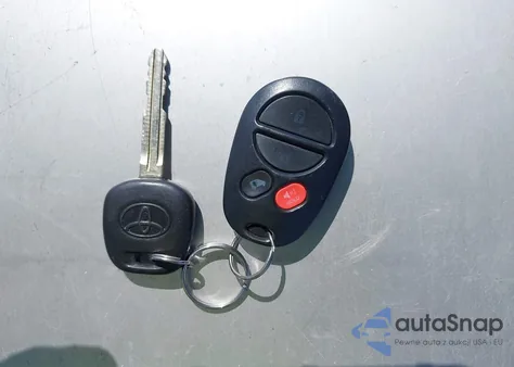 2007 Toyota Sienna Le z USA, uszkodzony, nr VIN 5TDZK23C77S016948